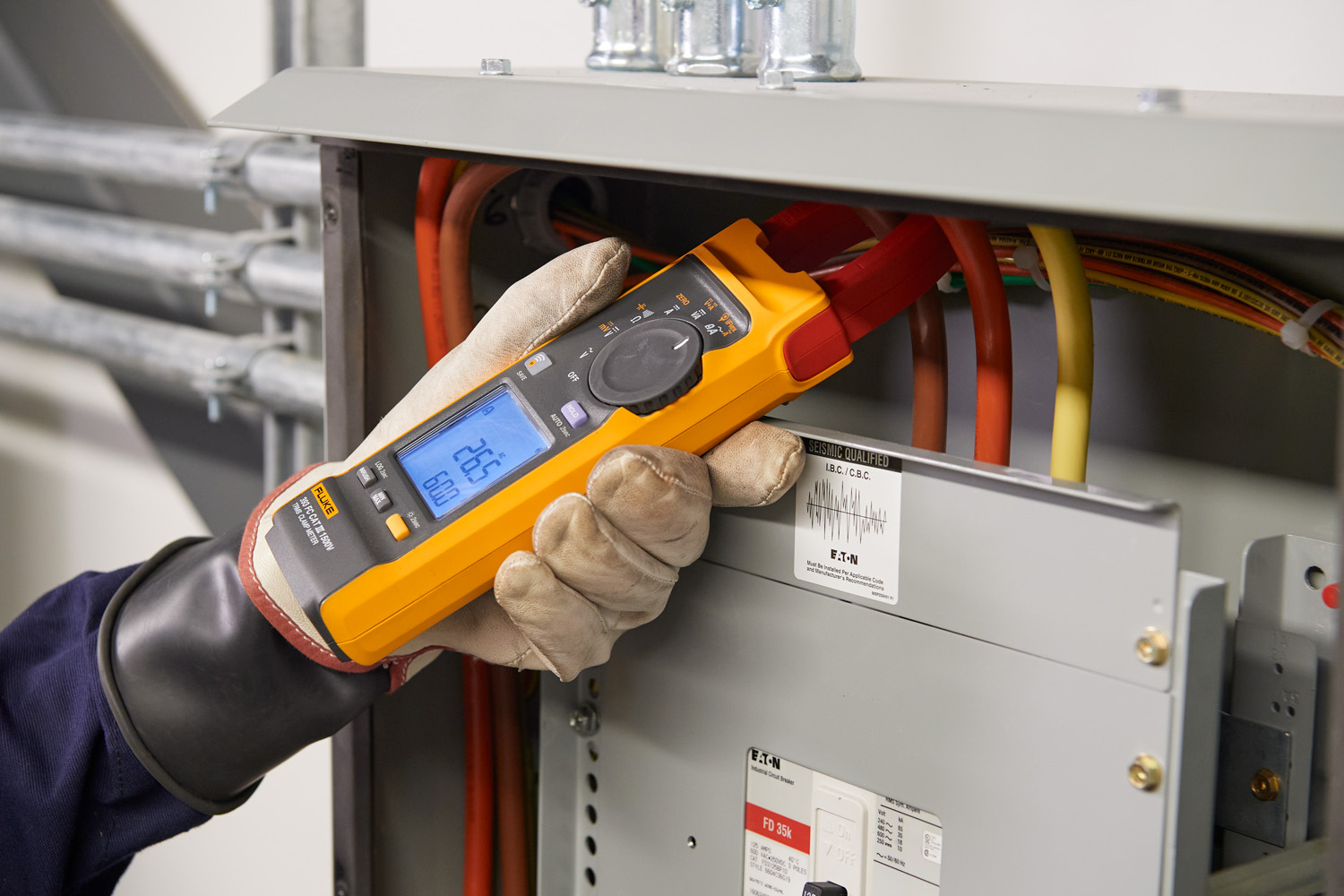 PINZA DIG.TRUE RMS 60KΩ VDC/AC-1500V-2500A/AC 999A/DC-HZ-100MF CAT-IV-IP-54 FLUKE-393 FC VOLT-AMP