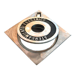 TAPA PARA ATERRAMIENTO DE ALUM FUNDIDO 241x241MMX35MM